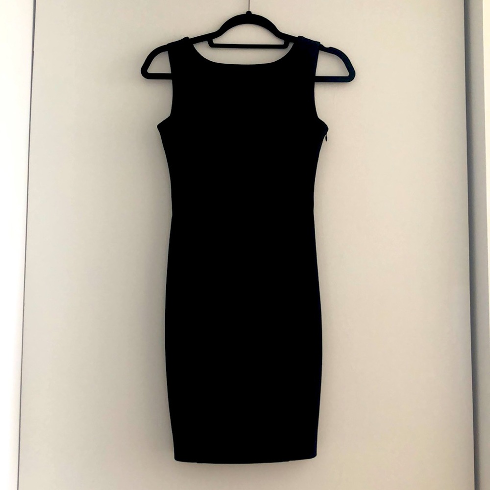 Obakki Black dress